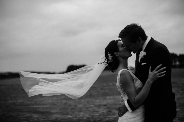 062-byronbayweddingphotographer_jonaspeterson